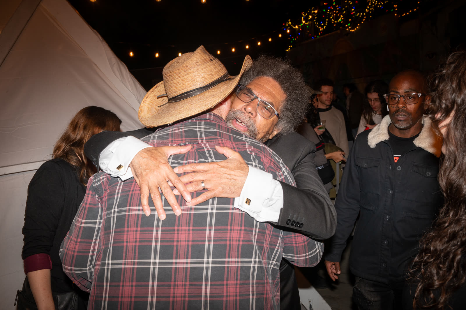 The embrace — an evening on the trail